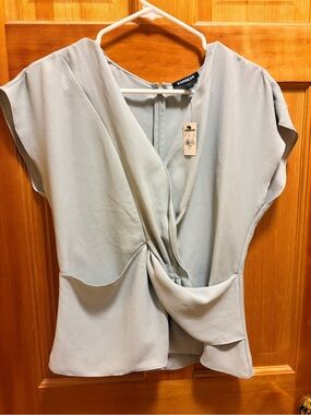 Lot of 4 ladies size M tops and jacket